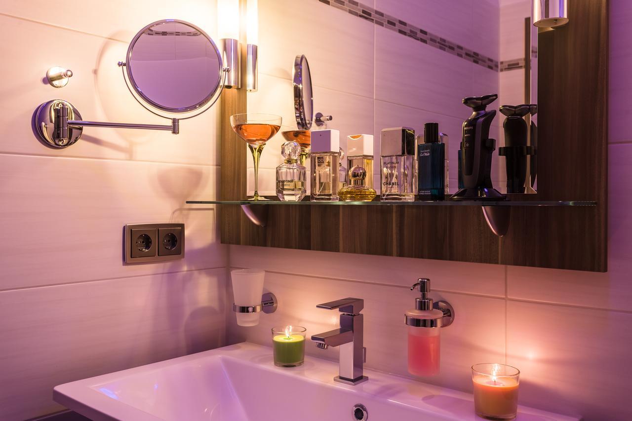 Wuschl Lounge Hotel Kuhbach  Екстериор снимка