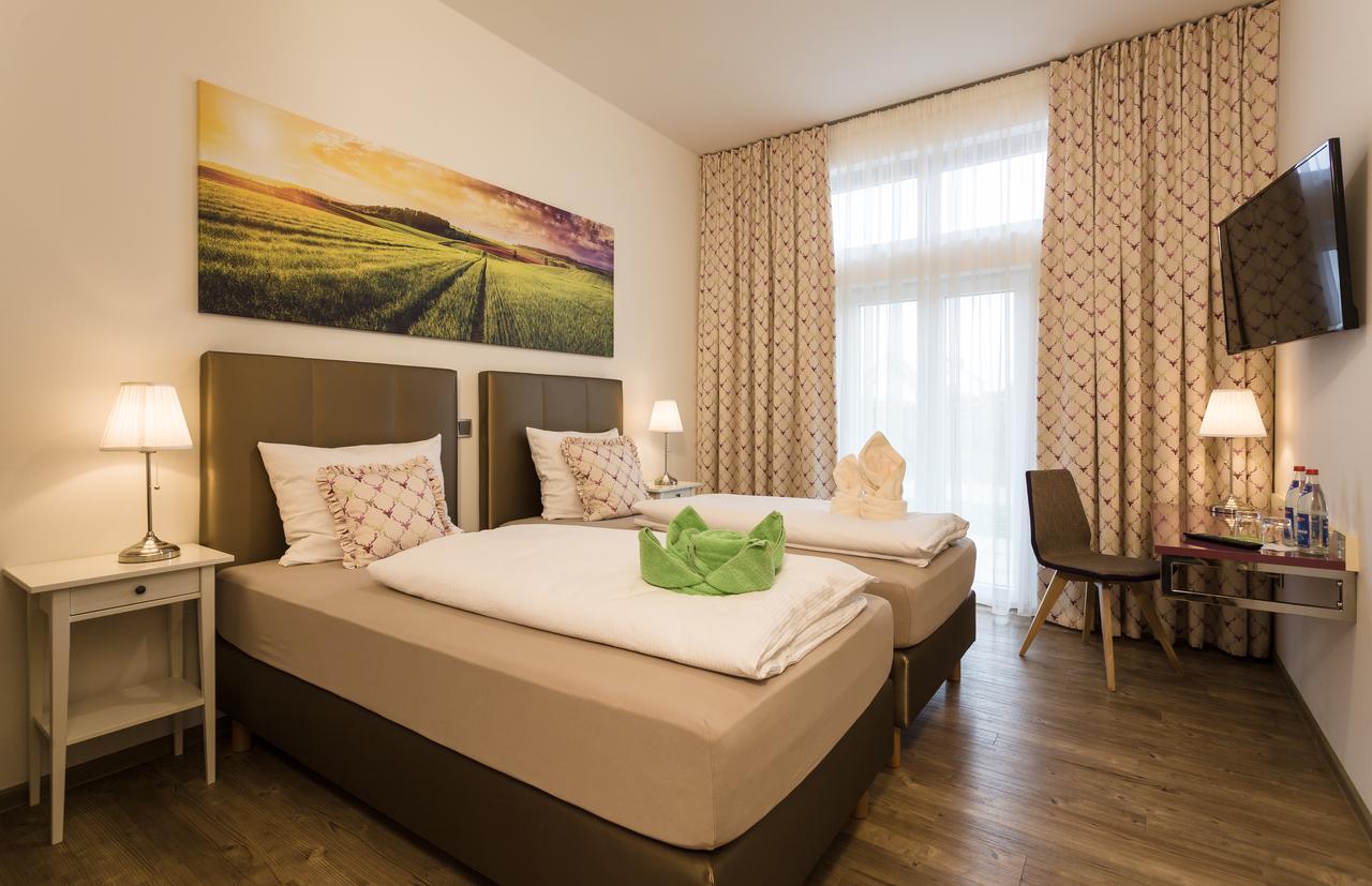 Wuschl Lounge Hotel Kuhbach  Екстериор снимка