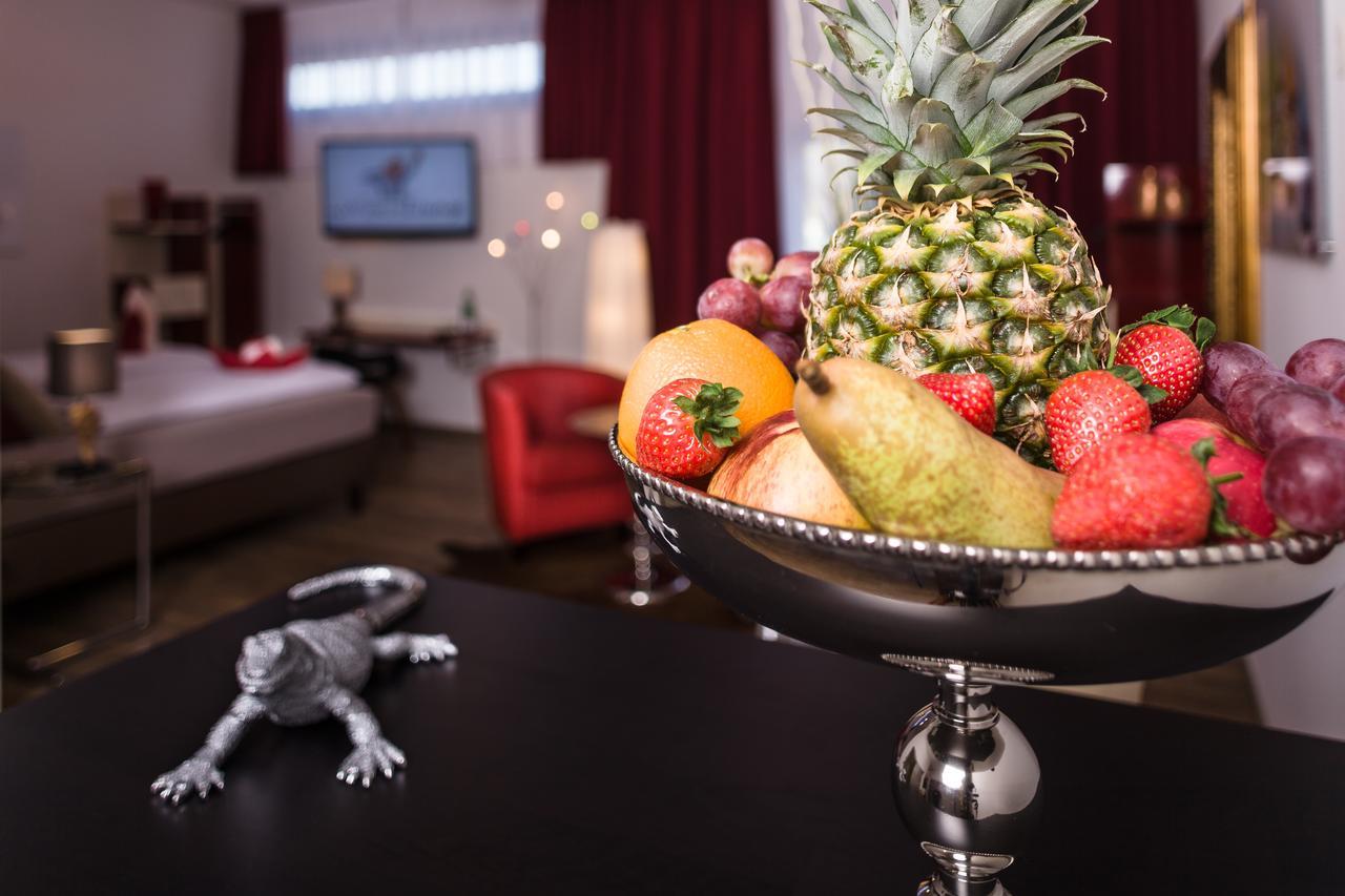 Wuschl Lounge Hotel Kuhbach  Екстериор снимка