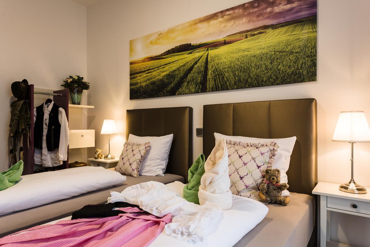 Wuschl Lounge Hotel Kuhbach  Екстериор снимка