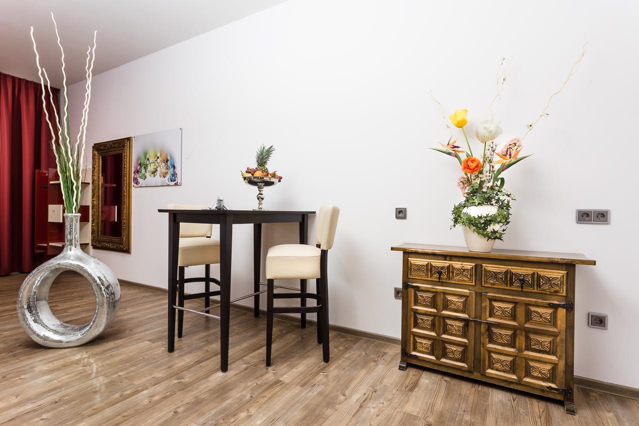 Wuschl Lounge Hotel Kuhbach  Екстериор снимка