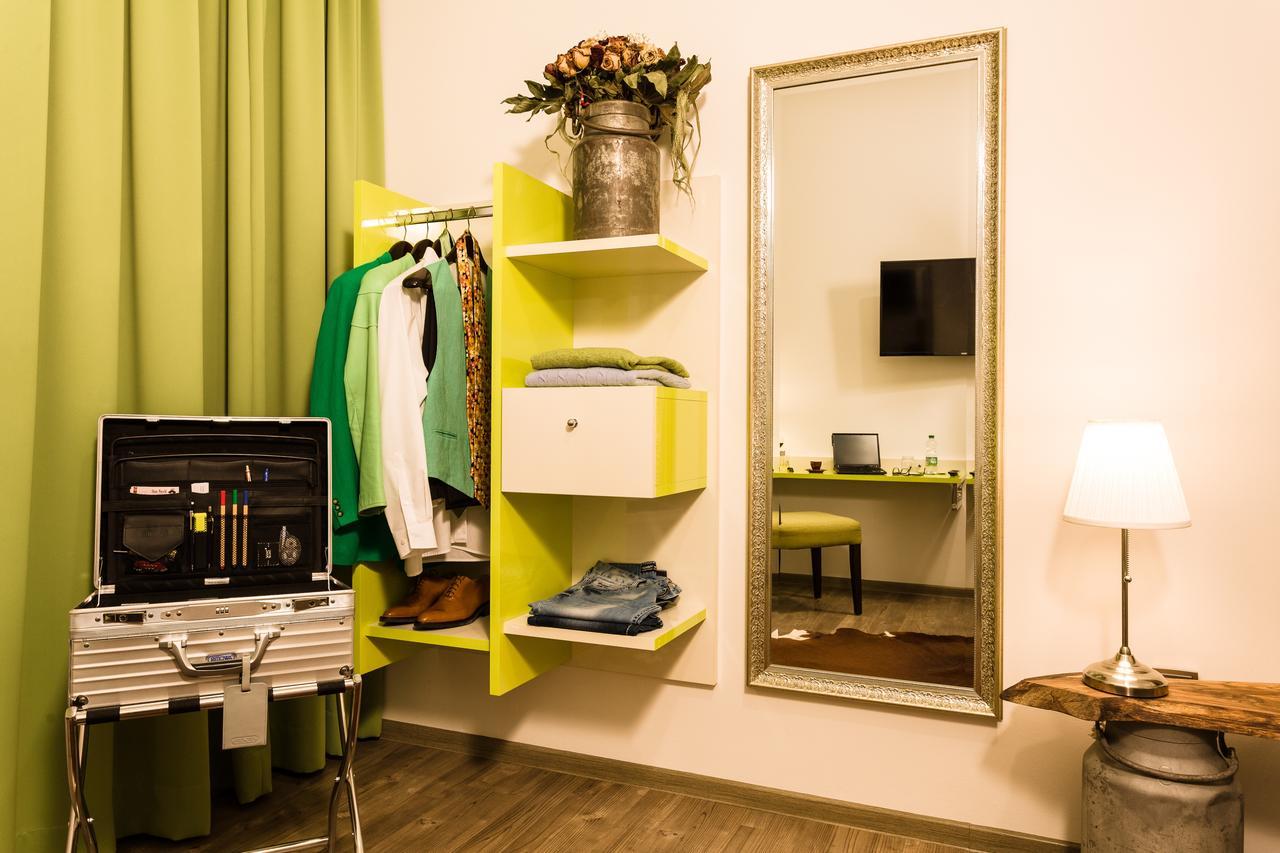Wuschl Lounge Hotel Kuhbach  Екстериор снимка